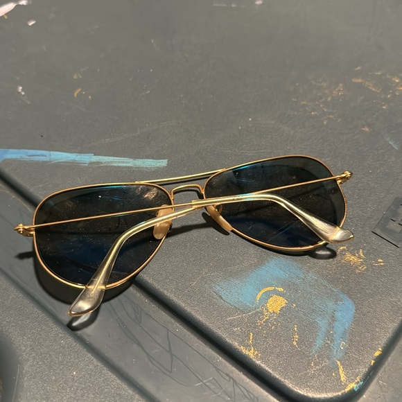 Ray bans sunglasses blue tint - Picture 3 of 3